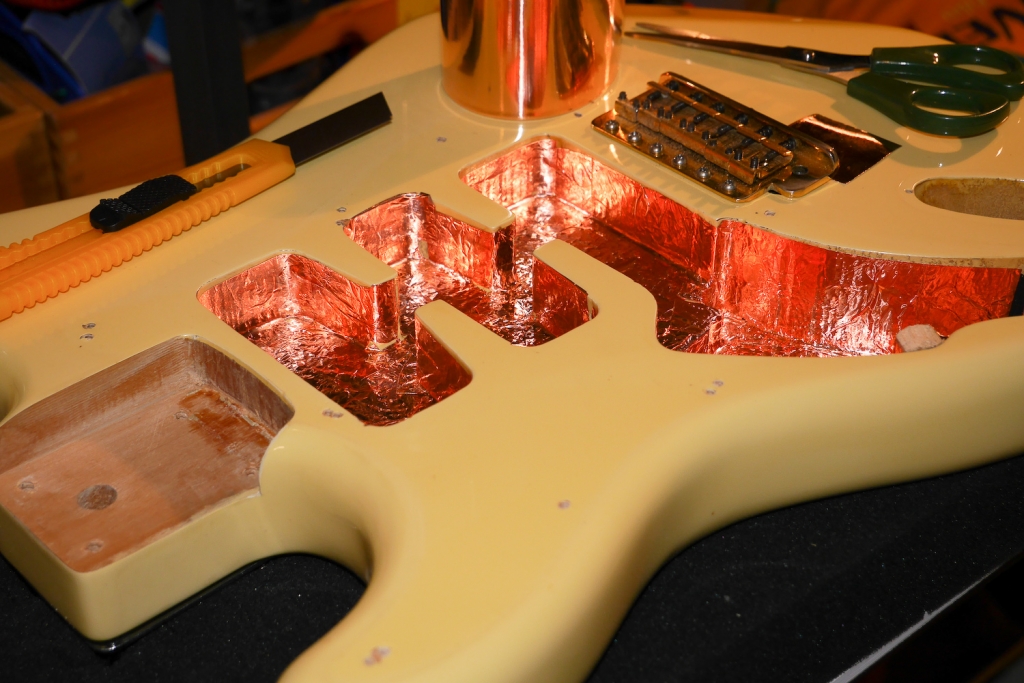 Shielding guitar pickups with adhesive copper foil jimkim.de